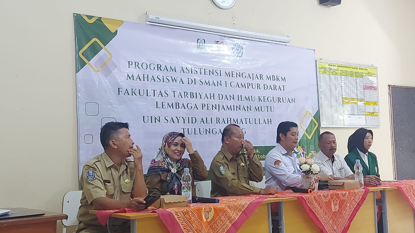 Tadris Bahasa Inggris UIN SATU Gelar Program Asistensi Mengajar MBKM di SMAN 1 Campurdarat